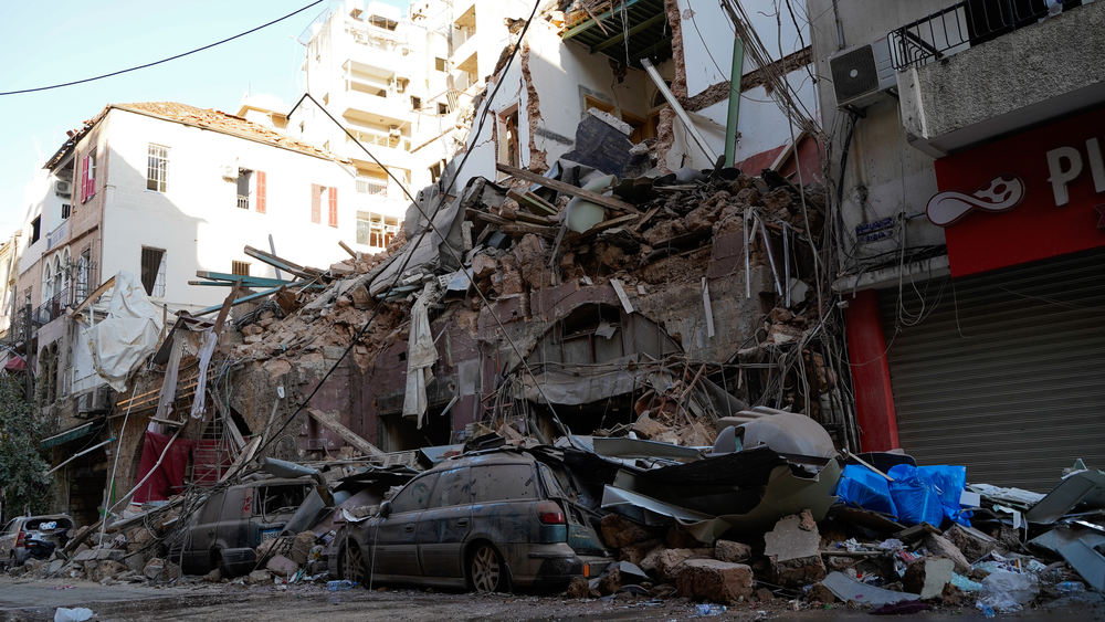 Bâtiment en ruines après l'explosion