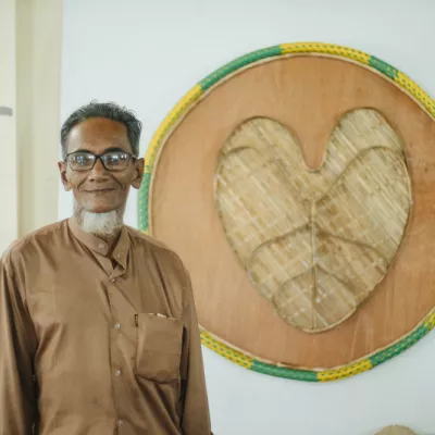 Nurul Islam - bamboe-vlechter