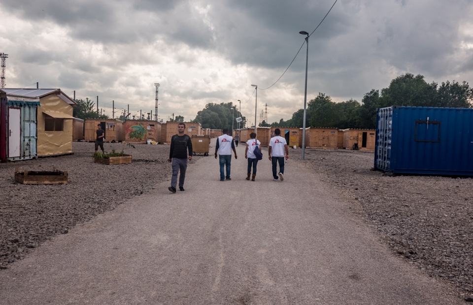 Le camp de Grande-Synthe en juillet 2016. © Charles Habib. Grande-Synthe, 2016.