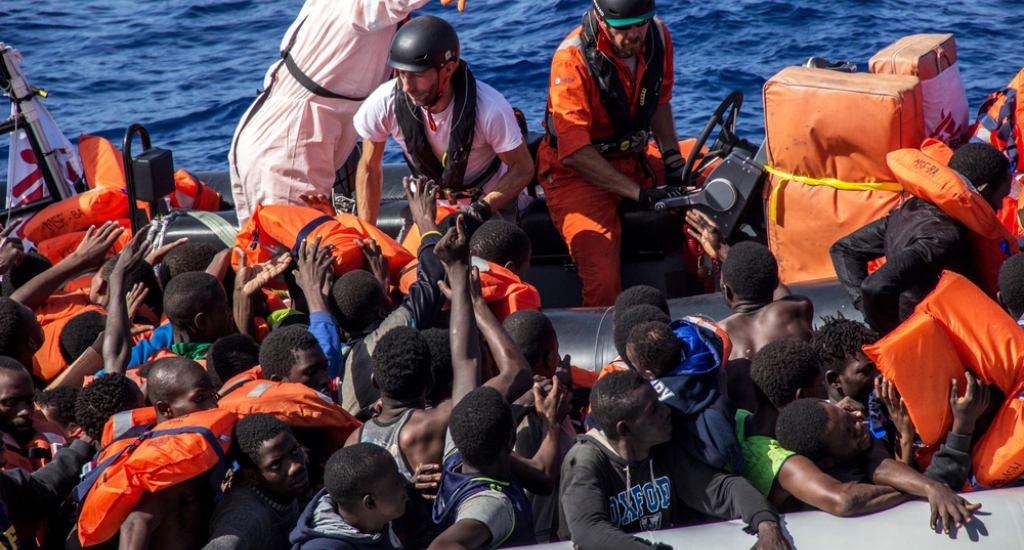 Le dernier sauvetage peut commencer © Borja Ruiz Rodriguez/MSF. Mer Méditerranée, 2016.