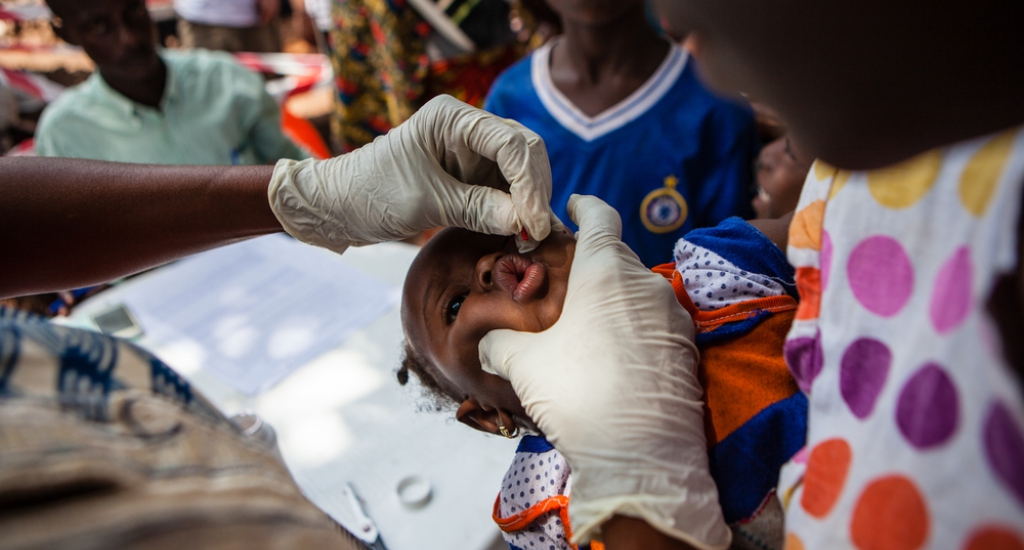 Artsen Zonder Grenzen vaccineert tegen mazelen in Conakry, Guinée.