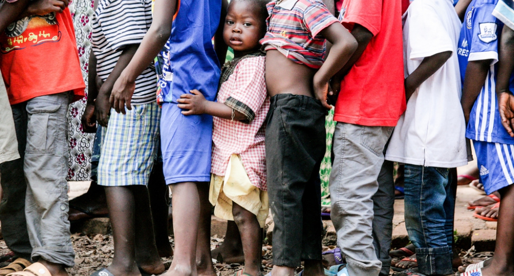 Artsen Zonder Grenzen vaccineert tegen mazelen in Conakry, Guinée.